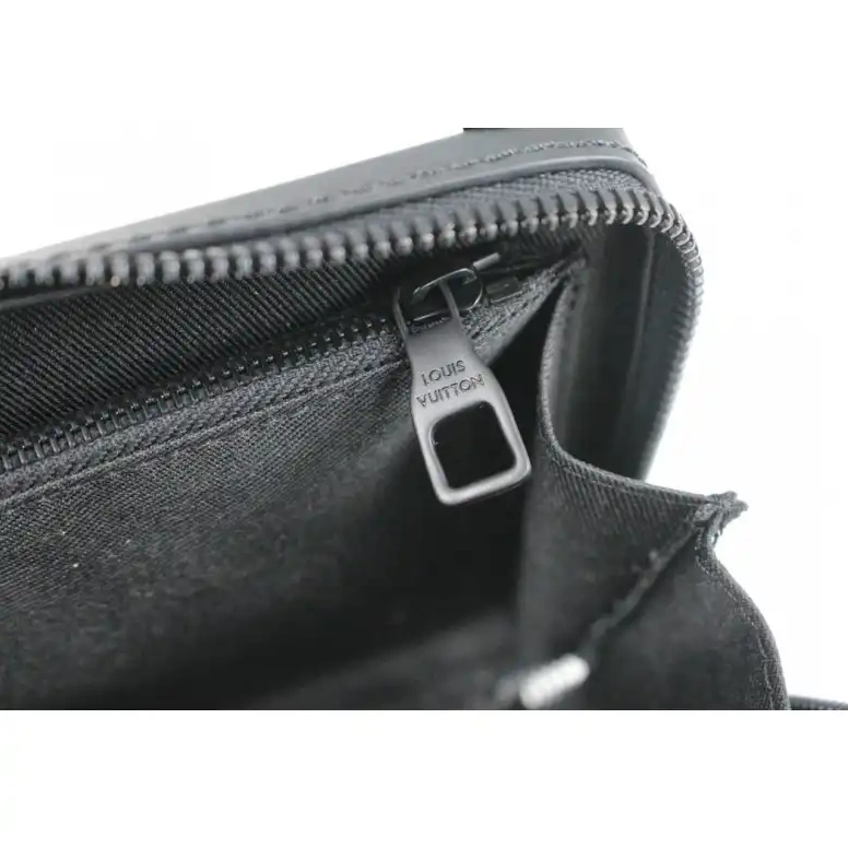Brother Sam Yupoo Bags LV 205B570034 0818